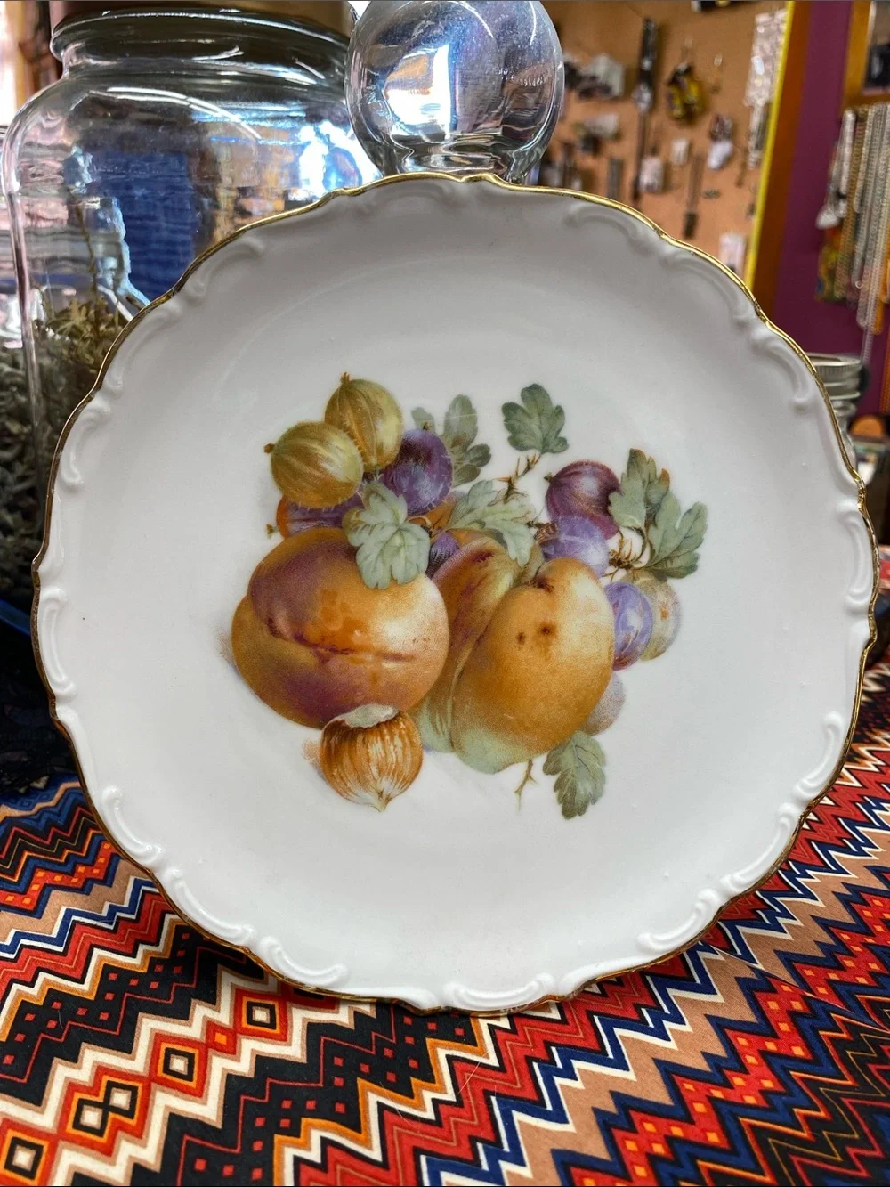 Fruit / Nuts / Scalloped by Schumann - Bavaria SALAD PLATE 7 1/2